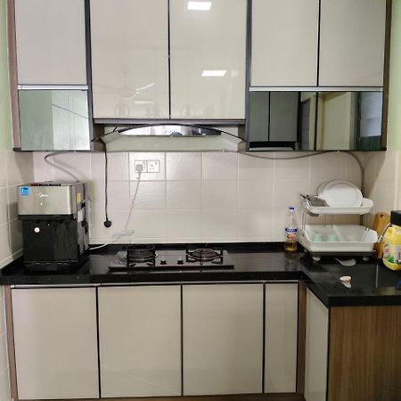 Nena Homestay Setia Alam, Air Conditioned, High Speed Internet Shah Alam Bagian luar foto